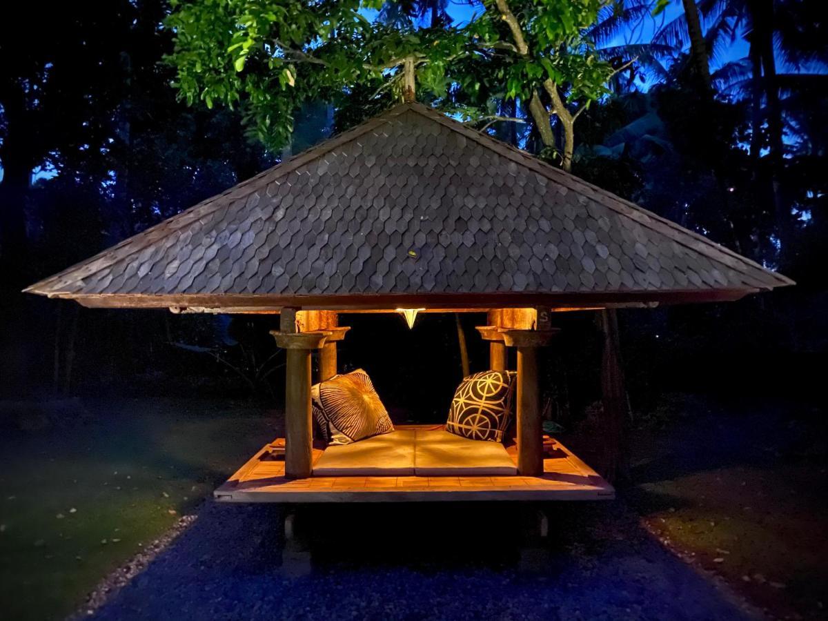 Hidden Heaven Rumah Barong Jasri Ngoại thất bức ảnh